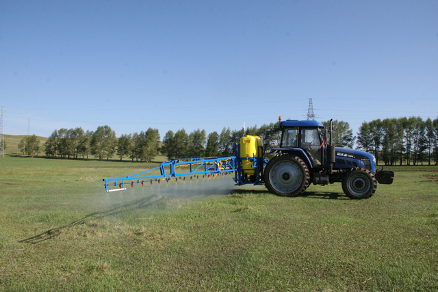Pulvérisateur à rampe de tracteur grande capacité PQL22/3000, 3 000 L