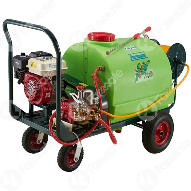 pulv&eacute;risateur &eacute;lectrique sur chariot.png